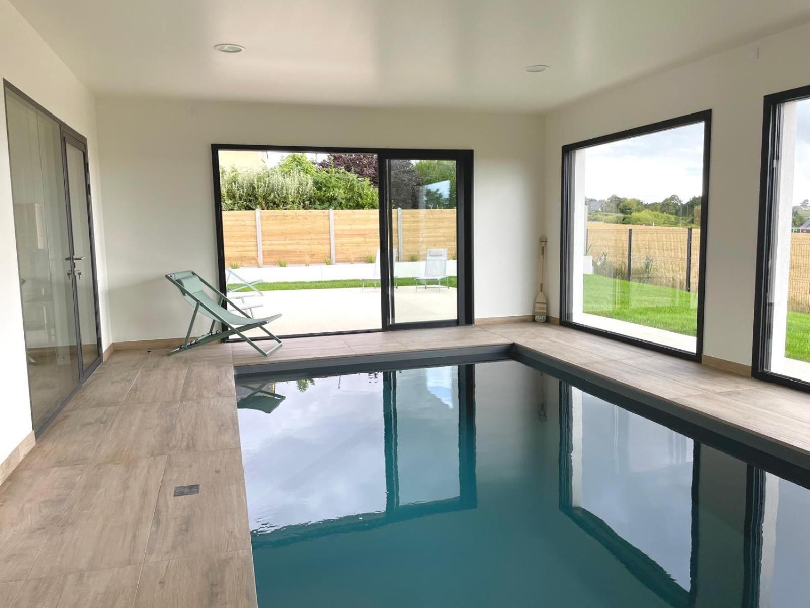 Magnifique Maison Vue Mer Avec Piscine Interieure Carantec Buitenkant foto