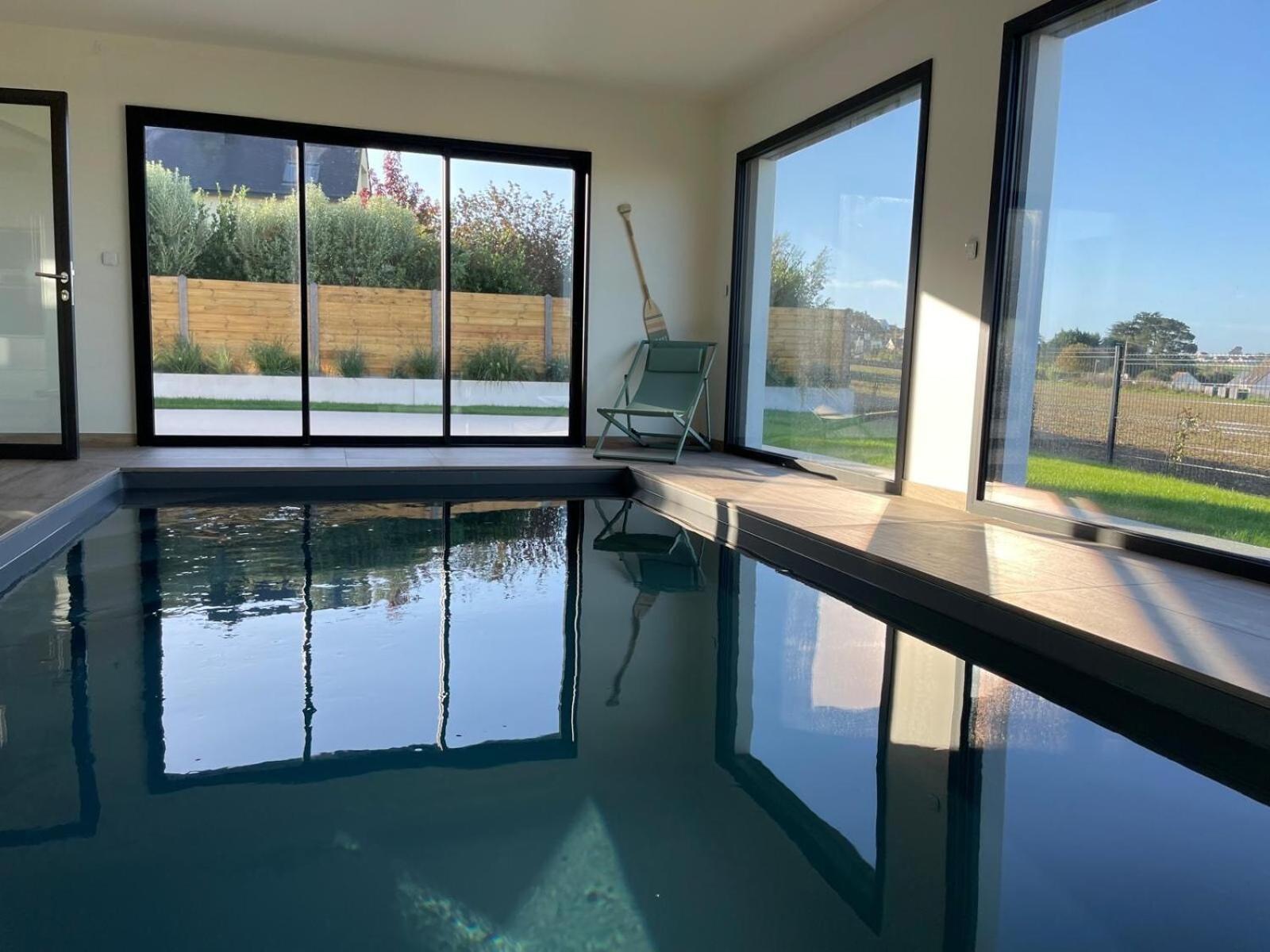 Magnifique Maison Vue Mer Avec Piscine Interieure Carantec Buitenkant foto